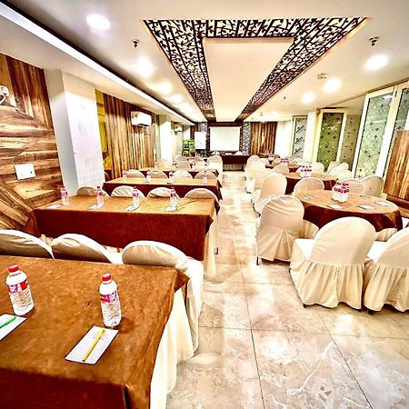 Hotel Spb 87 Near Karol Bagh Metro Station Delhi Extérieur photo