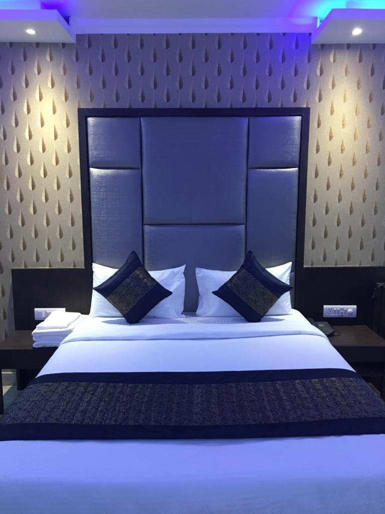 Hotel Spb 87 Near Karol Bagh Metro Station Delhi Extérieur photo
