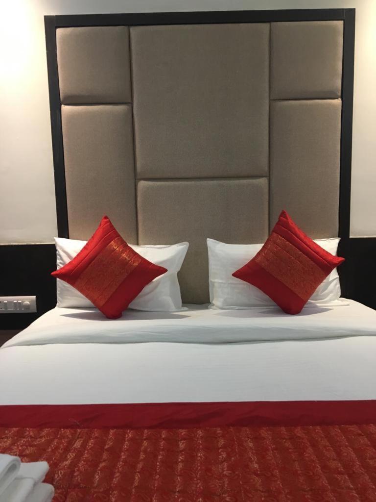Hotel Spb 87 Near Karol Bagh Metro Station Delhi Extérieur photo