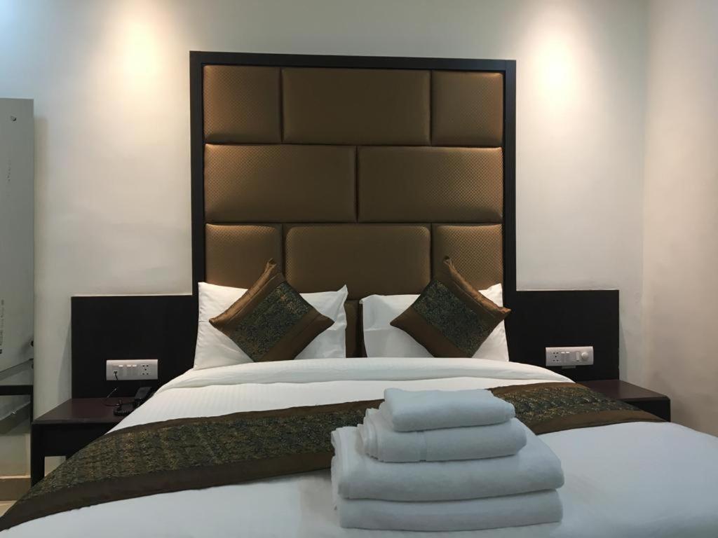 Hotel Spb 87 Near Karol Bagh Metro Station Delhi Extérieur photo